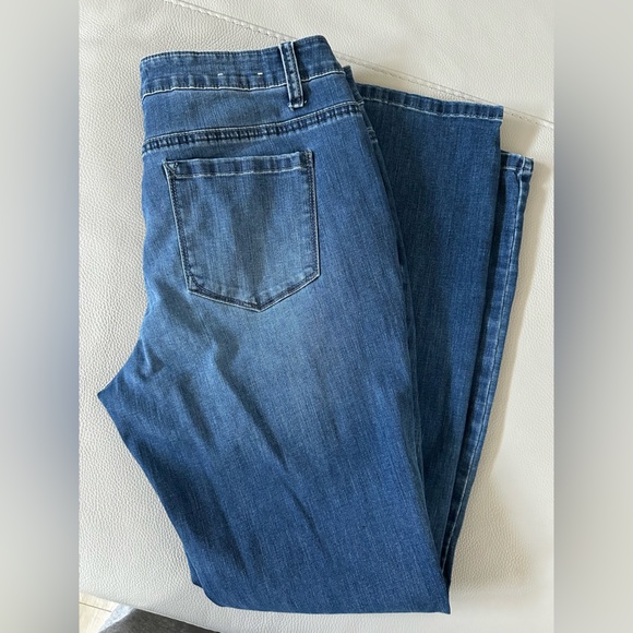 Santana jeans - Picture 3 of 3